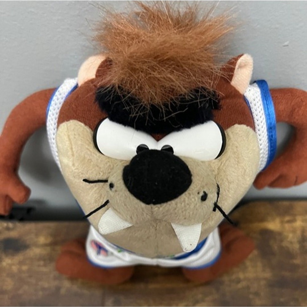 Vintage 1996 Space Jam Tasmanian Devil Taz Plush Tune Squad Basketball WB